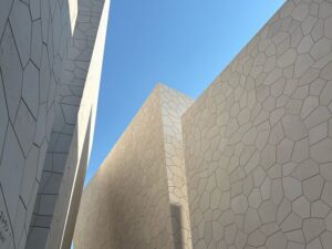 大阪・関西万博2025のサウジアラビア館パビリオンの外観
